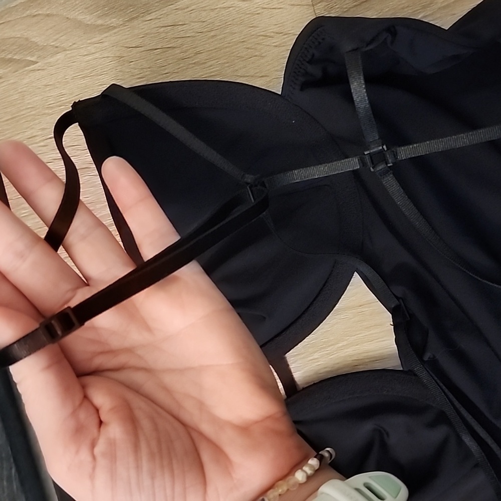 ZIAH Dita One Piece Swimsuit - Picture 9 of 15